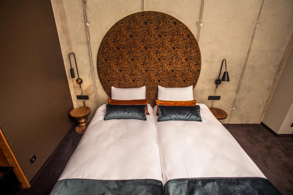 Hotel Remes Opalenica Eksteriør billede