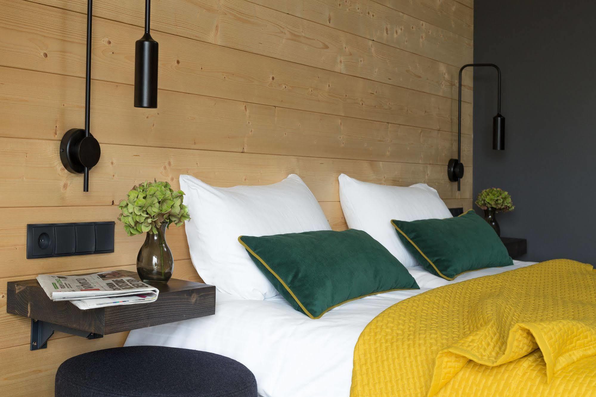 Hotel Remes Opalenica Eksteriør billede